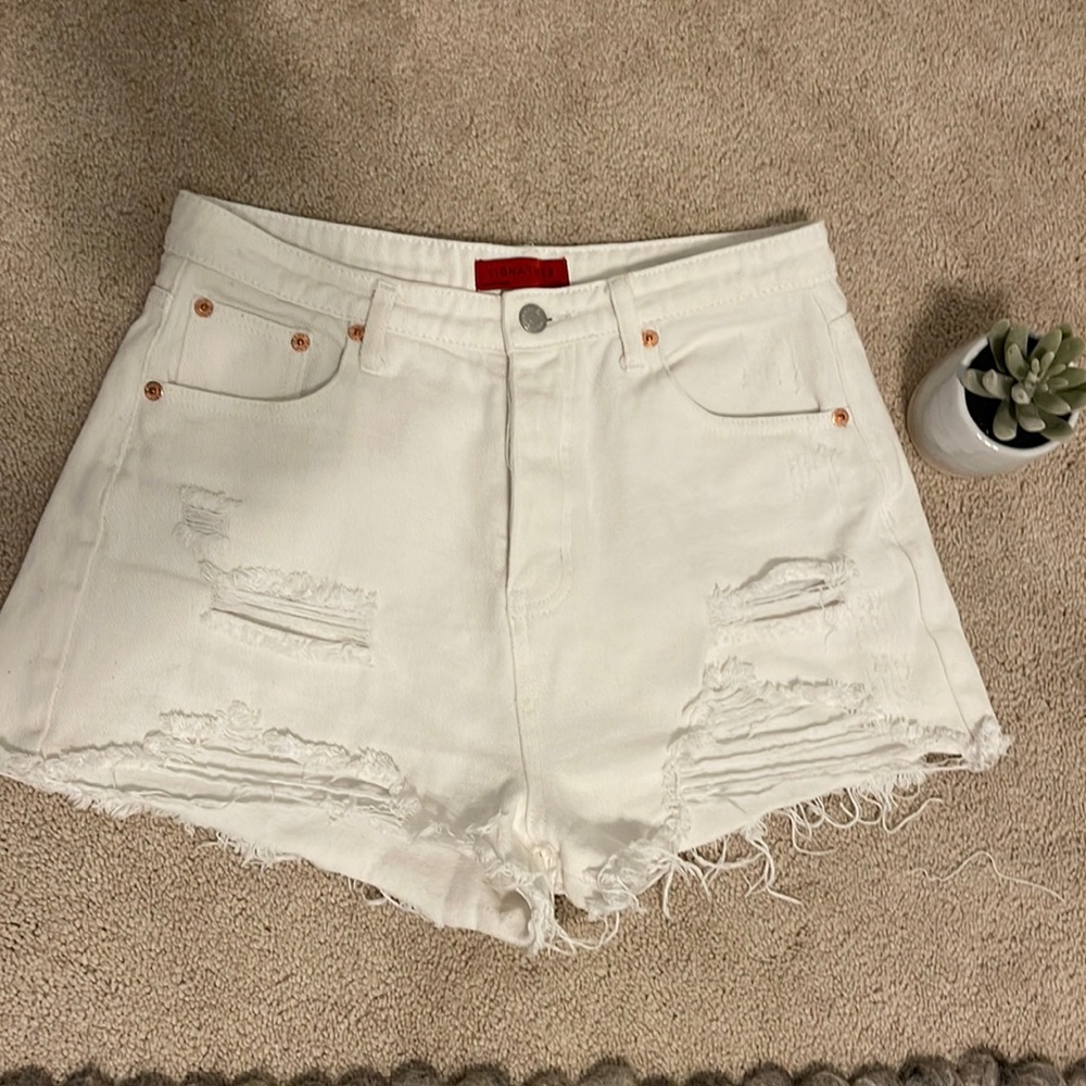 Whited distressed cut-off shorts. Signature 8, size L